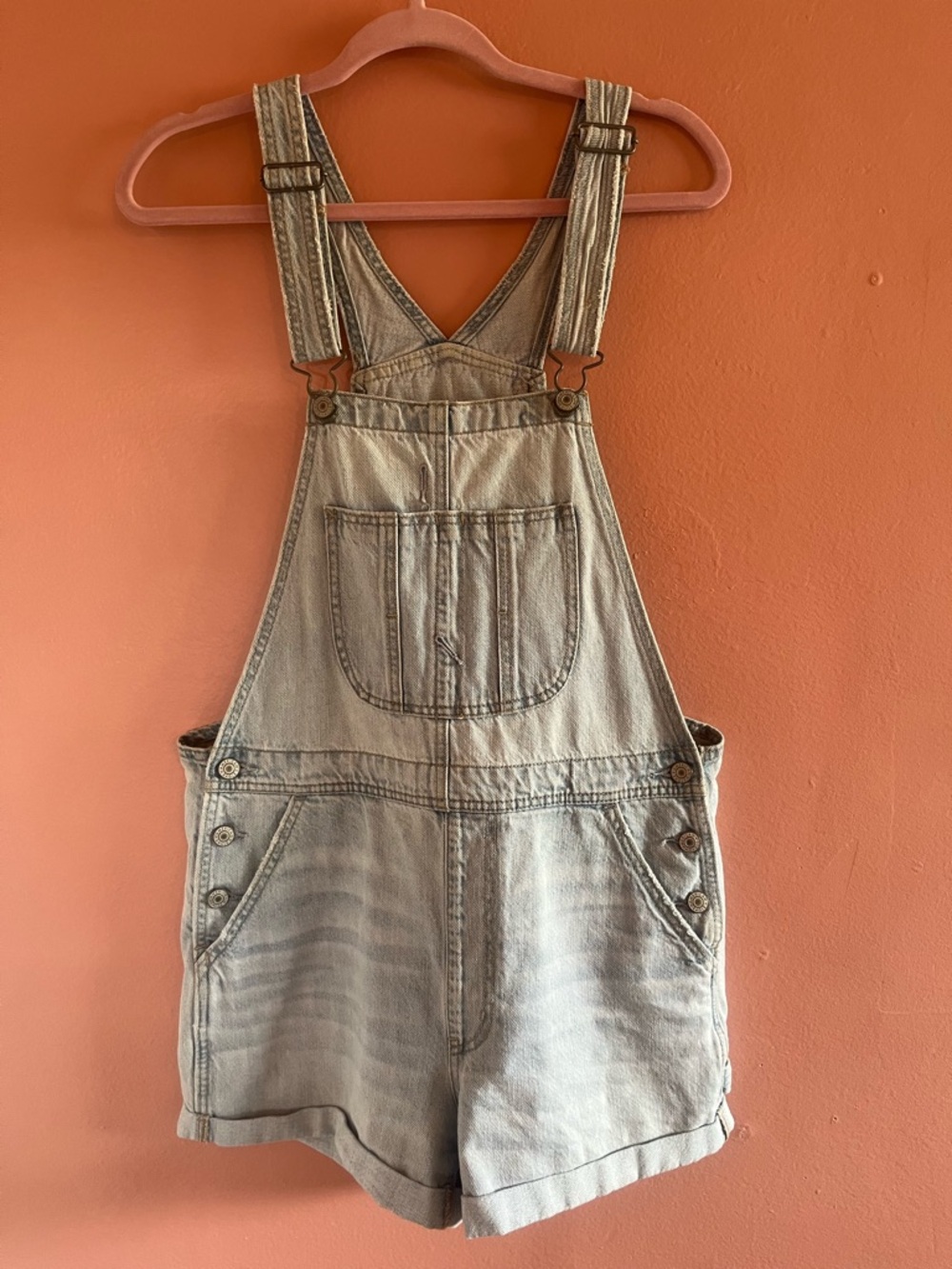 American Eagle Outfitters Light Wash Denim Short Overalls